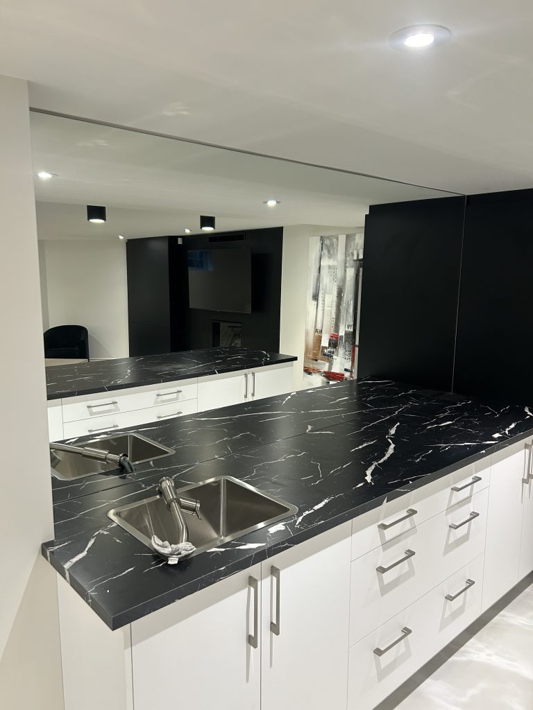 Kitchen mirror_VITREF